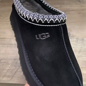 UGG Women's Black and Gray Slippers